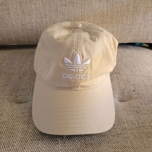 New without tags Women's adidas Hat